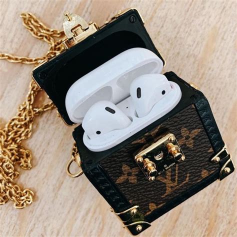 etui airpod louis vuitton